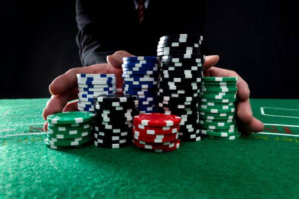 Money Transfer Tips for Top Poker Players