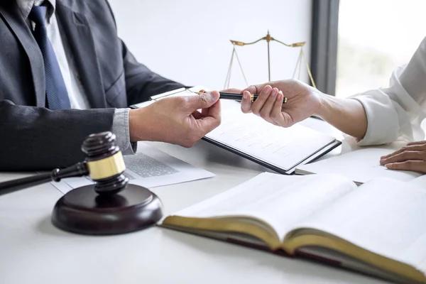 Why Personal Injury Attorneys Emphasize Proper Documentation